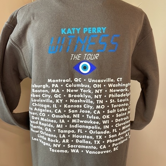 Katy Perry Witness The Tour Hoodie, size Small - Picture 4 of 9